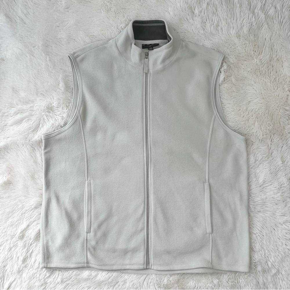 Club Room men’s fleece vest winter white front zip hand pockets Sz XXL
